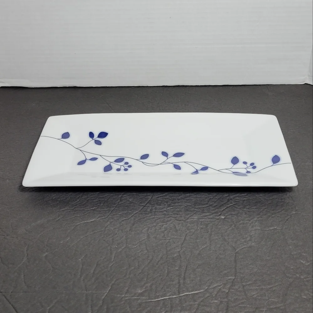 Crate and Barrel Blue Hana Flower Leaf and Vine White Rectangular Serving Plate